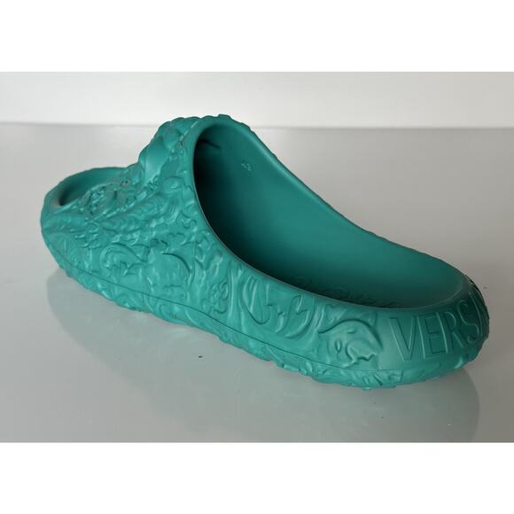 NIB $525 Versace Medusa Head Slides Pool Sandals Turquoise 12 US (45) 1005746 IT - Picture 13 of 15